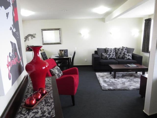 Homestead Villa Motel 