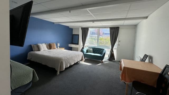 Diplomat Motel