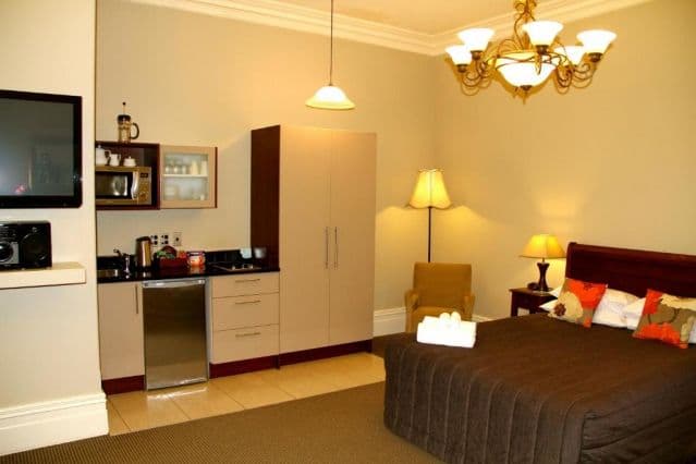 Merivale Manor