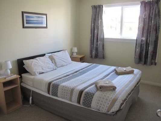 Dorset House Backpackers