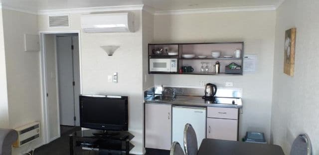 Shadzz Motel & Conference Centre