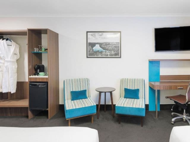 Jet Park Hotel Hamilton Airport