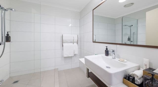 Jet Park Hotel Hamilton Airport