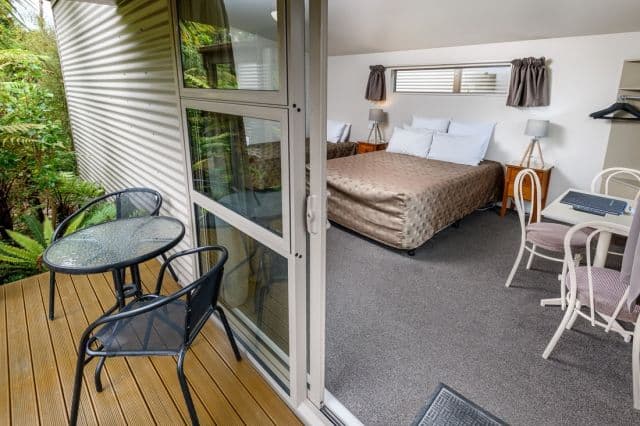 10 Cottages Franz Josef