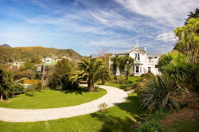 Sennen House