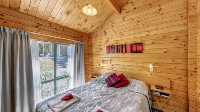 The Chalets Motel