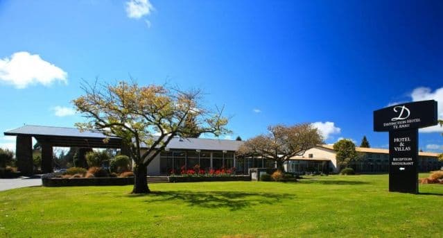 Distinction Te Anau Hotel & Villas