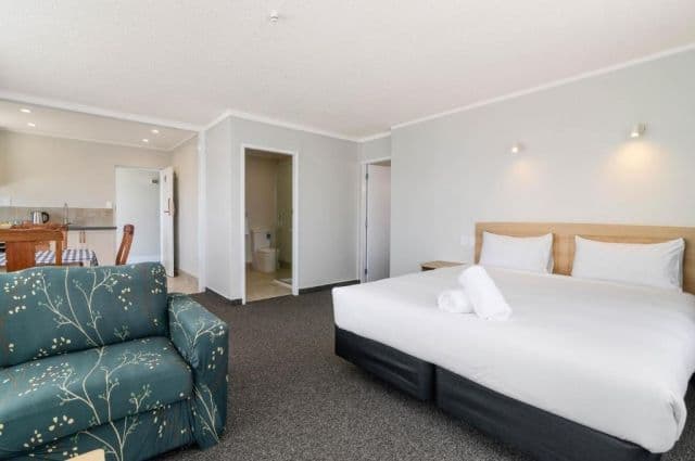 One Bedroom King Suite